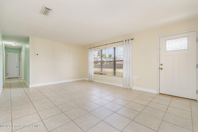 Building Photo - 408 Cassia Blvd