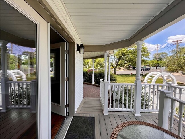 Building Photo - 3266 Brower Ave