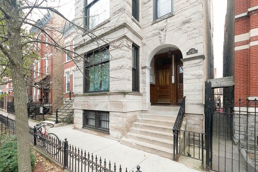 Building Photo - 1723 W Huron St