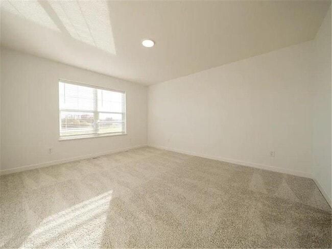 Building Photo - 1073 Jubert Dr