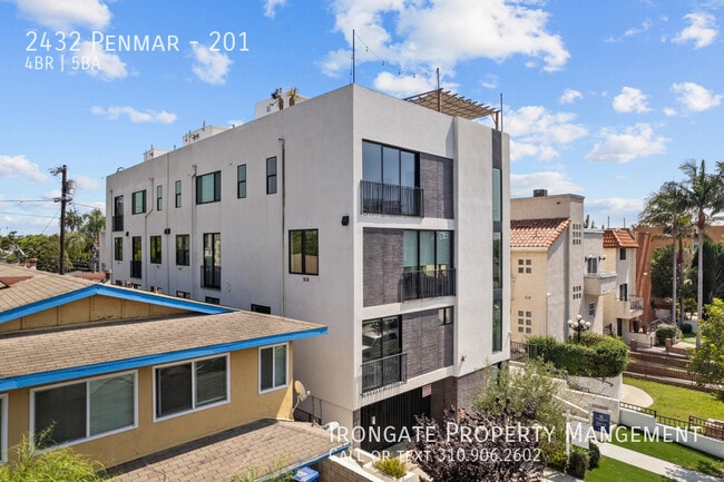 Building Photo - 2432 Penmar-201