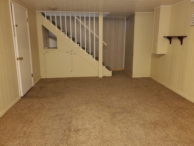 Building Photo - Gorgeous home near Westboro park.