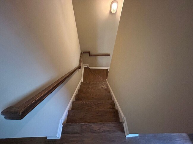 Building Photo - 227 Madison Heights