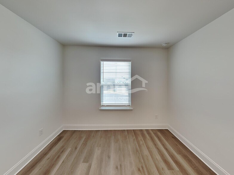 Building Photo - 144 Wendell K Rd