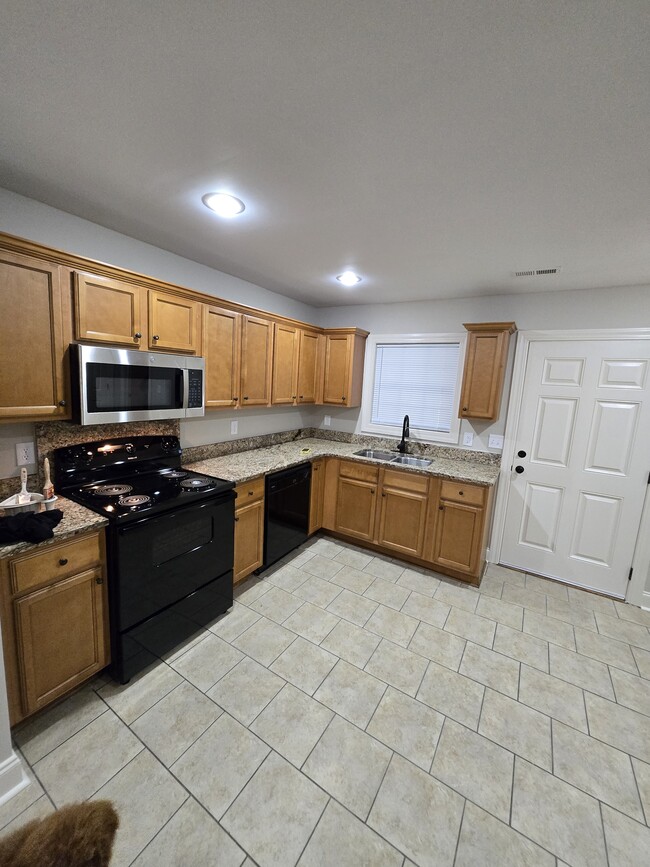 Building Photo - 1415 Allies Ct