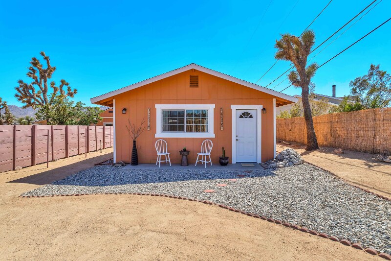 Building Photo - 6122 Panorama Rd