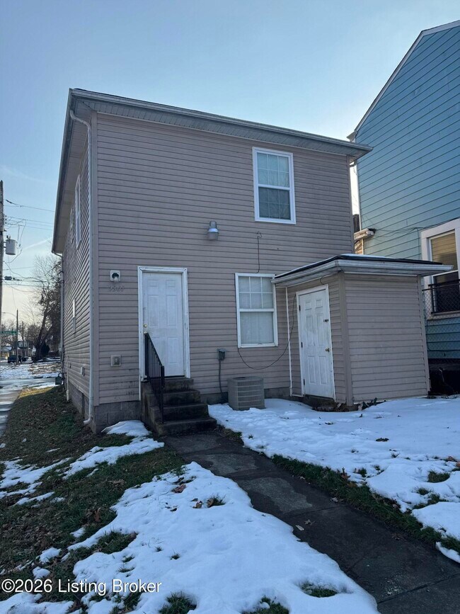 Building Photo - 2301 Howard St