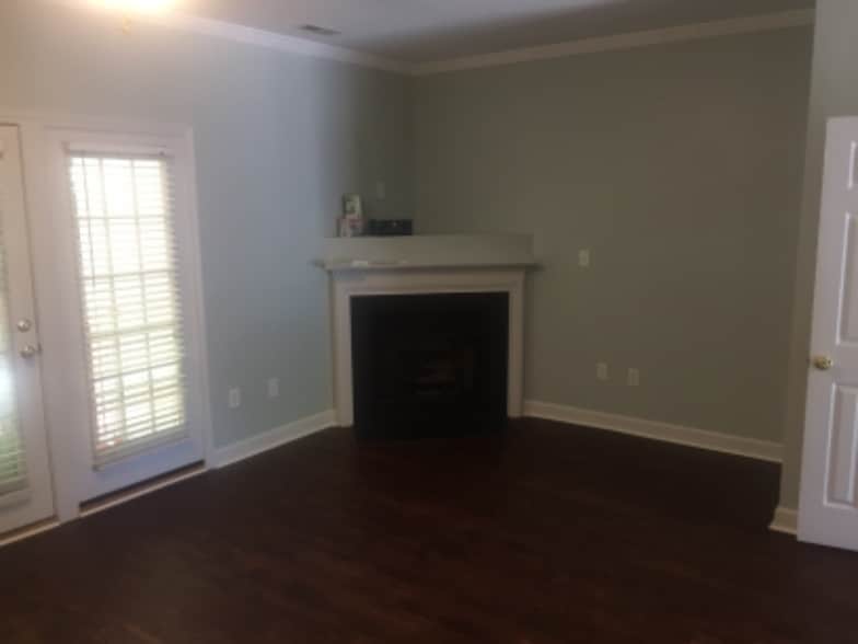 Building Photo - 2210 Trailwood Valley Cir