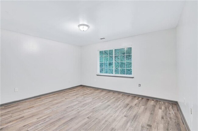 Building Photo - 968 Sexton Dr