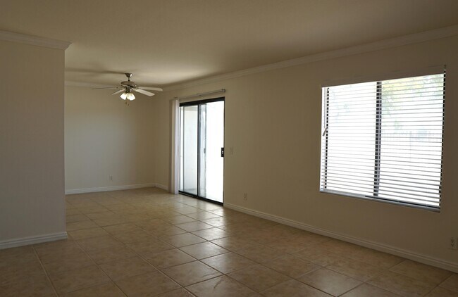 Building Photo - 43376 Cook St