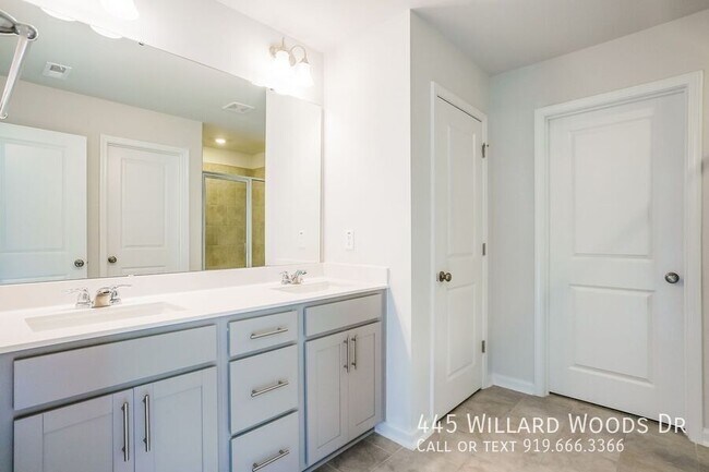 Building Photo - 445 Willard Wds Dr