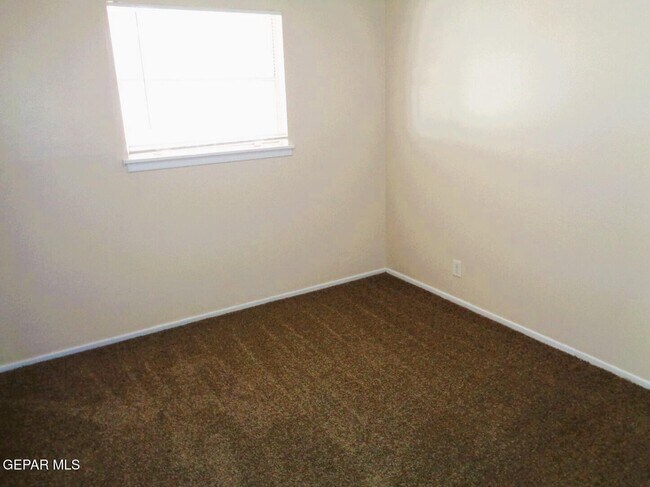 Building Photo - 10532 Brisbane Way