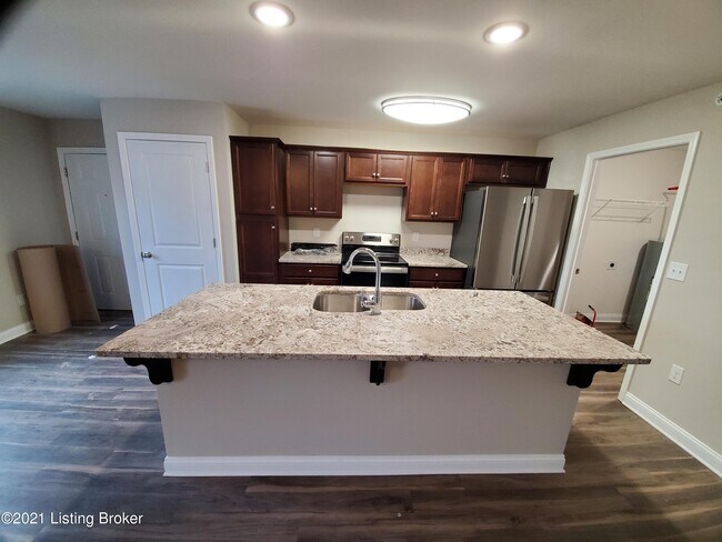 Building Photo - 3502 College Dr
