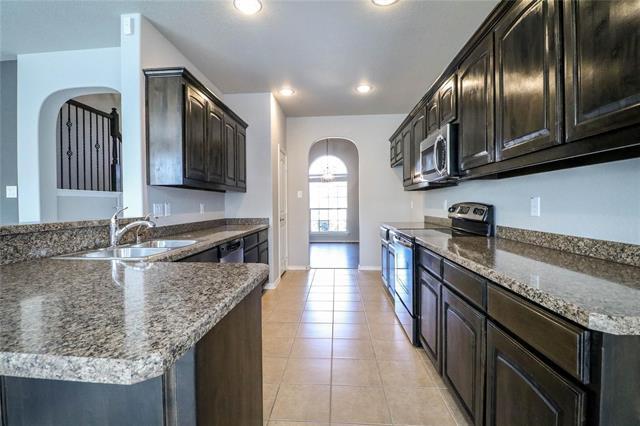 Building Photo - 4709 Sleepy Meadows Dr