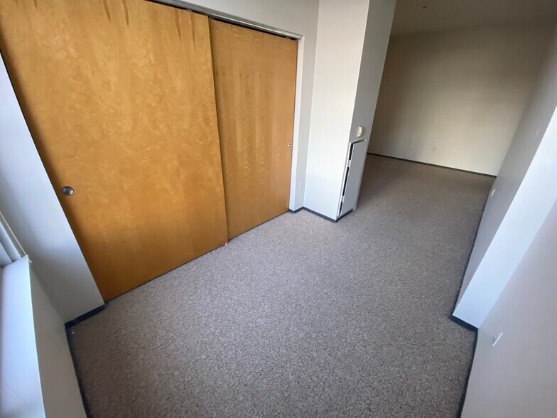 Building Photo - 147 E Berkeley St