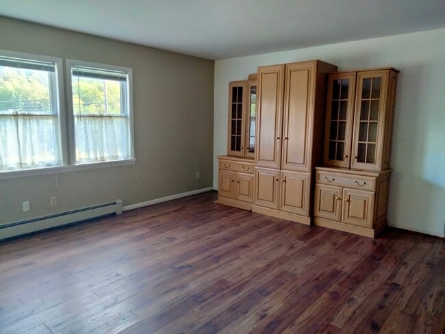 Building Photo - 60313 NY-30