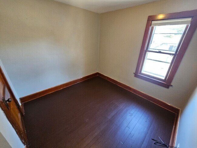 Building Photo - 5748 N 36th St