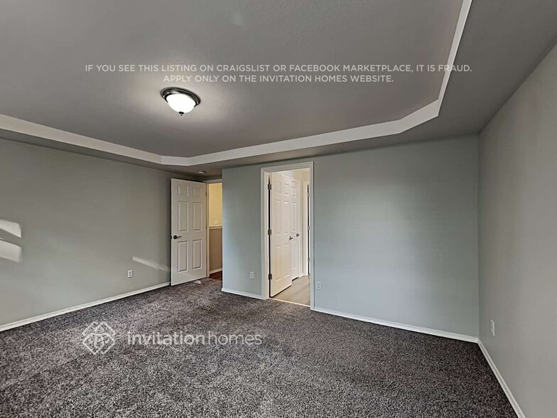 Building Photo - 1517 201st St E