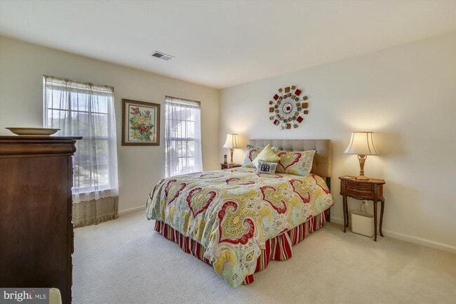 Building Photo - 350 Tannery Dr