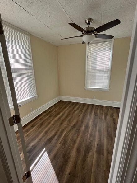 Bedroom - 48 depot st