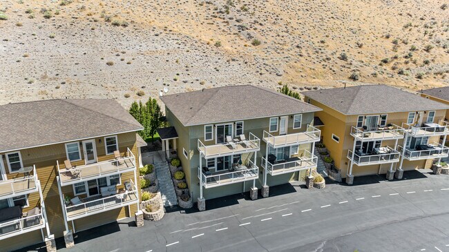 Building Photo - 23251 Sunserra Loop NW