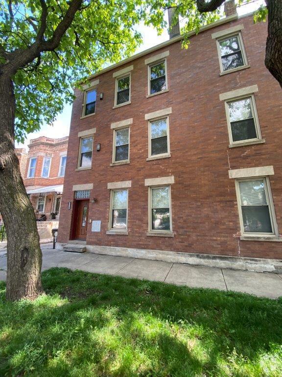 Building Photo - 2249 S Bell Ave