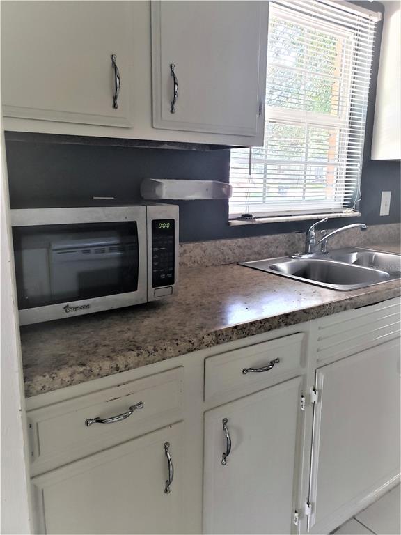 Building Photo - 5916 May St