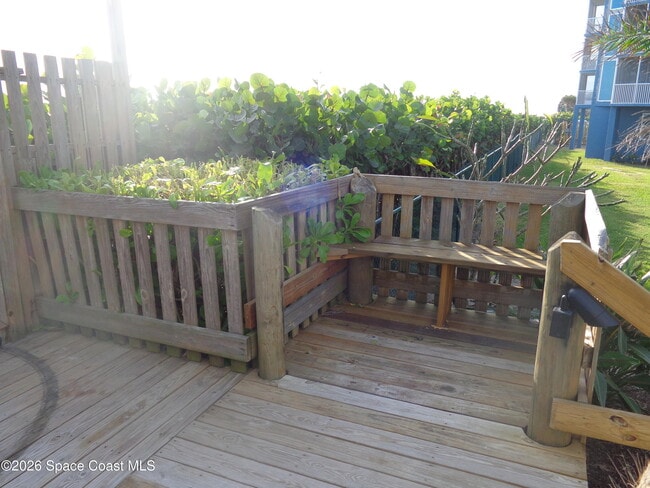 Building Photo - 1175 Jimmy Buffett Mem Hwy