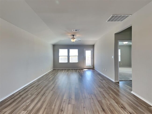 Building Photo - 5105 Sidesaddle Dr