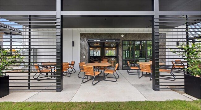 Building Photo - 12601 McCallen Pass