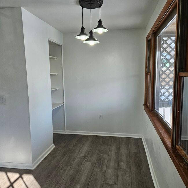 Building Photo - 35 Buffalo St