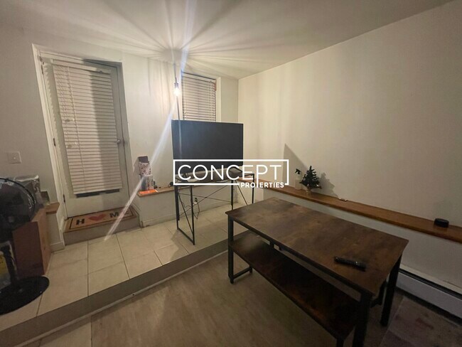 Building Photo - 28 Symphony Rd