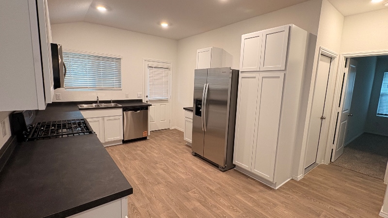 Building Photo - 316 Constanza Trl