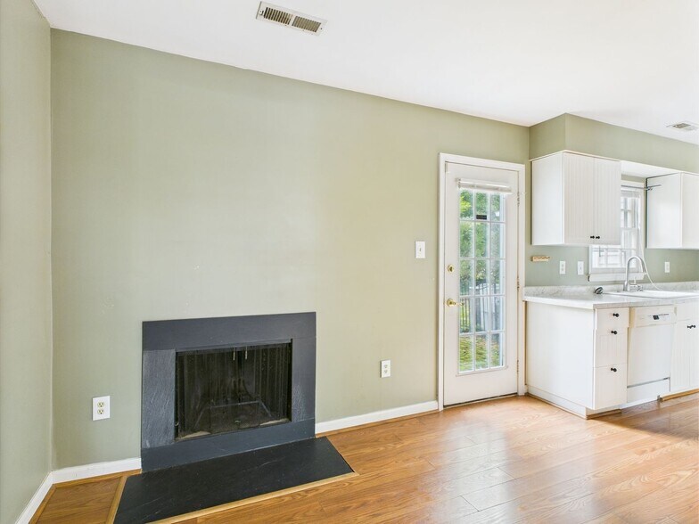 Building Photo - 1507 Skirmish Run Ct