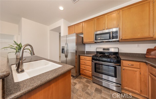 Building Photo - 10840 Sinclare Cir