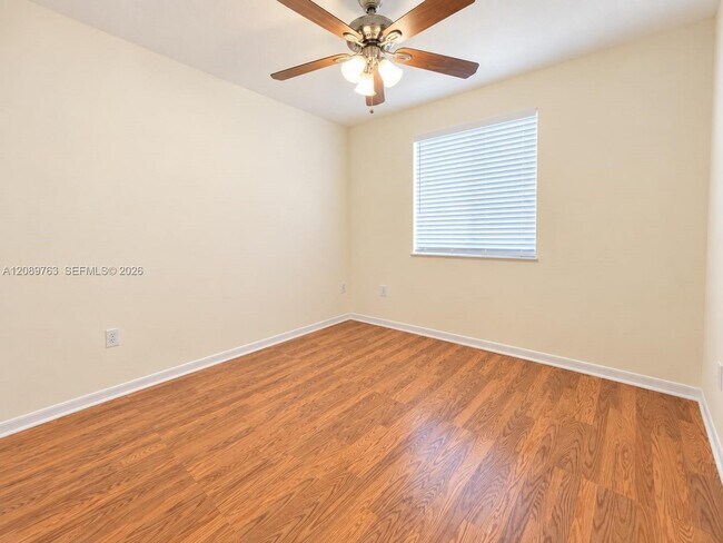Building Photo - 130 SW 109th Ave