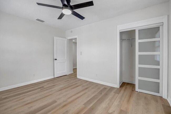 Building Photo - 4774 Cates Ave