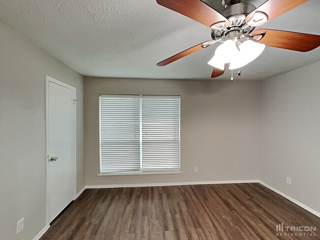 Building Photo - 8218 Tattershall Cir