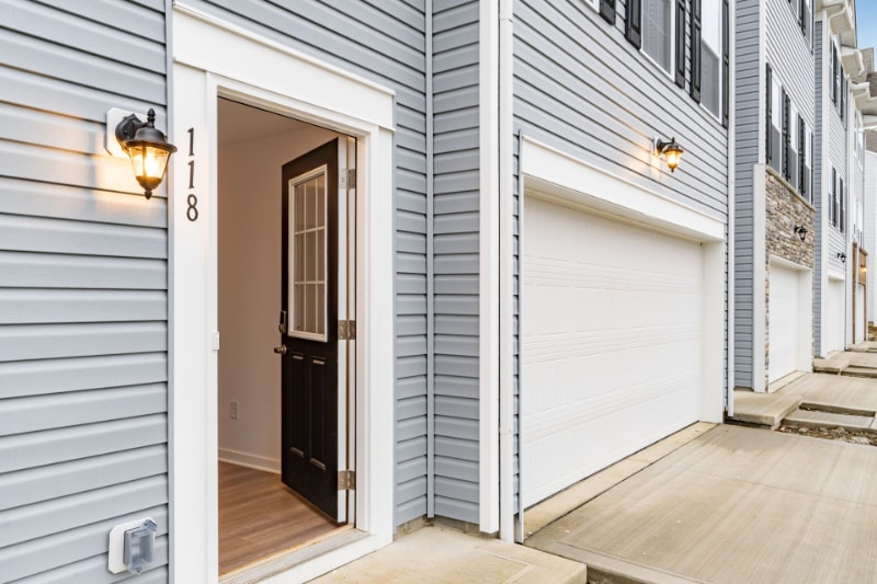 Building Photo - 118 Dusky Willow Dr