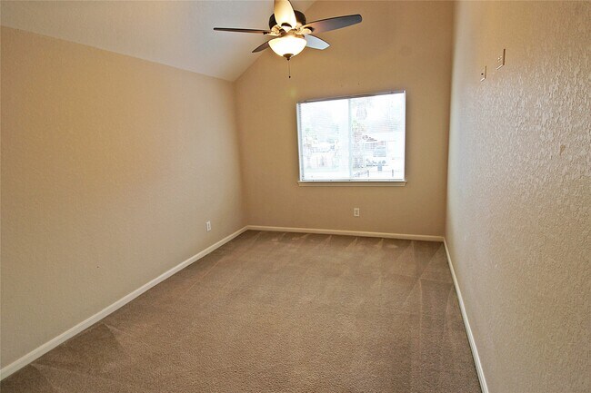 Building Photo - 8615 Sweetbrush Dr
