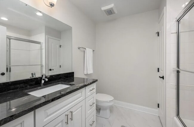 Building Photo - 220 Adams Pointe Blvd