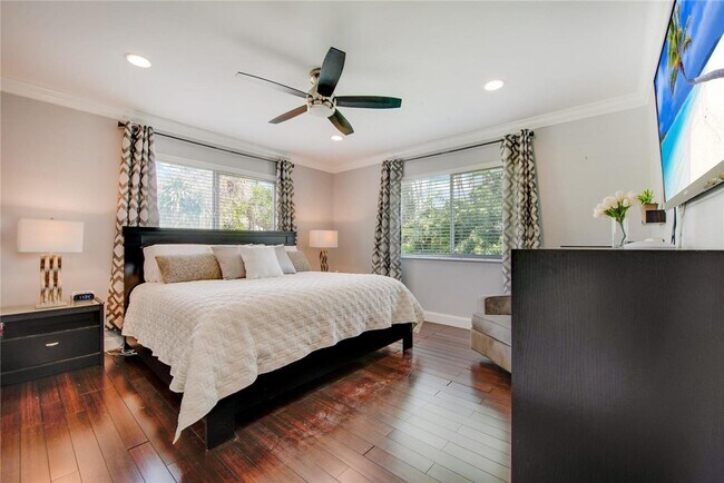 Building Photo - Beautiful home in quiet neighborhood