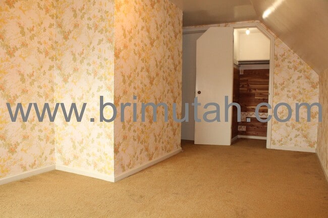 Building Photo - 4192 S Holloway Dr