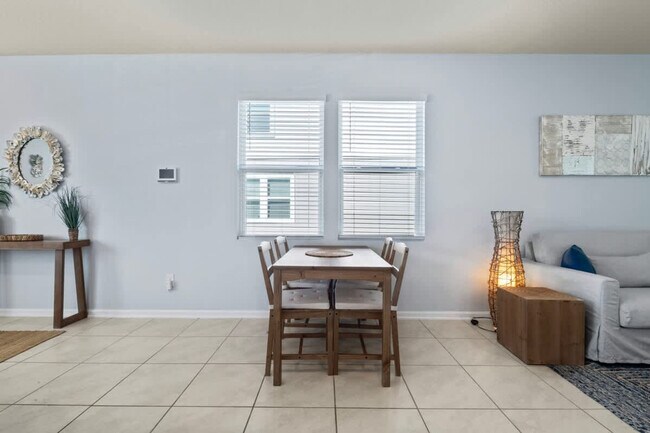 Building Photo - 122 Whispering Brk Dr