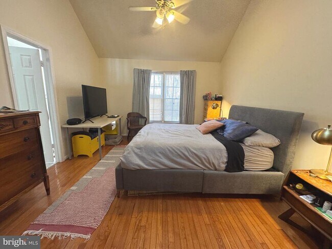 Building Photo - 8732 Stone Hill Pl