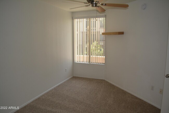 Building Photo - 1701 E Colter St