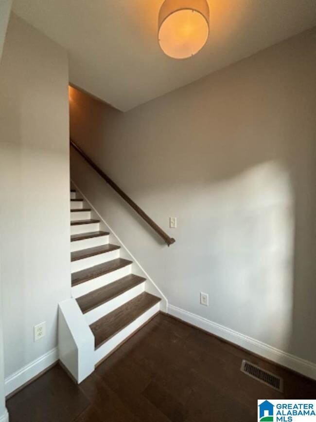 Building Photo - 954 Lennox Blvd