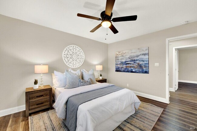 Building Photo - Charming Home In Fairfield - Available Now!