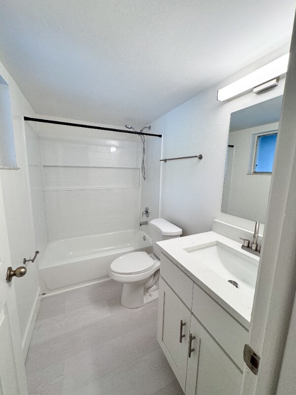 Building Photo - 1100 Turner St