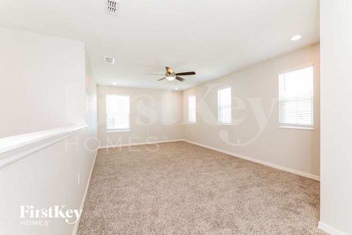 Building Photo - 2635 Interlock Dr